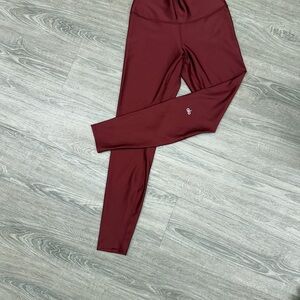 ALO Yoga Deep Red Leggings M